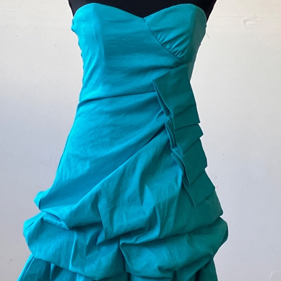 Sky blue sleeveless, baby doll dress - Picture 6 of 10